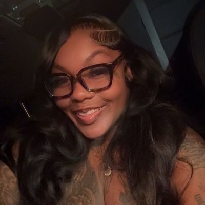 HarveyJada's profile picture. 🤘🏾town living | ig: nicole27_199