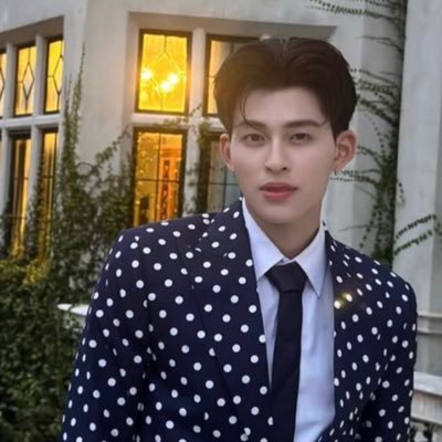 flowerykpp's profile picture. กำลังเลี้ยงปังเอ้ย #.วายเคไม่ชอบโพกาดอท