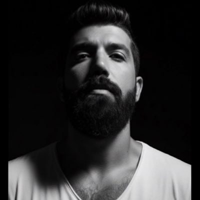 YinniiY's profile picture. 𝟳𝟬% 𝗧𝗵𝗲𝗼𝗿𝗲𝘁𝗶𝗰𝗮𝗹, 𝟮𝟬% 𝗣𝗵𝘆𝘀𝗶𝗰𝗮𝗹, 𝟭𝟬% 𝗔𝗹𝗶𝗲𝗻, 