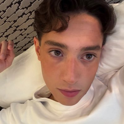 hiver_ow's profile picture. ‧₊˚❀༉‧₊˚ Fame is a Gun by Addison Rae ‧₊˚❀༉‧₊˚ | OAA MR & CHAMP OW | Your fav mercy player :3