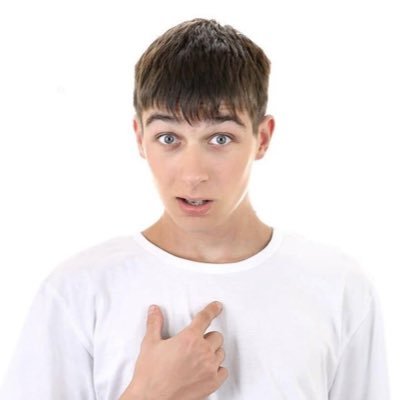 formoomi's profile picture. 