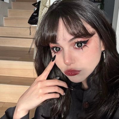 strwiibea's profile picture. @closetobea | oscar piastri lovebot ‧₊˚ ୨୧