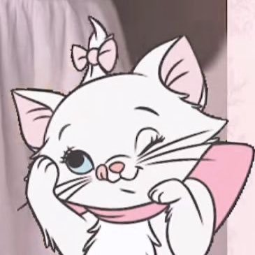 mooomiw's profile picture. 