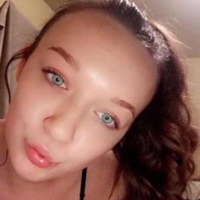 BanzNikki11714's profile picture. 