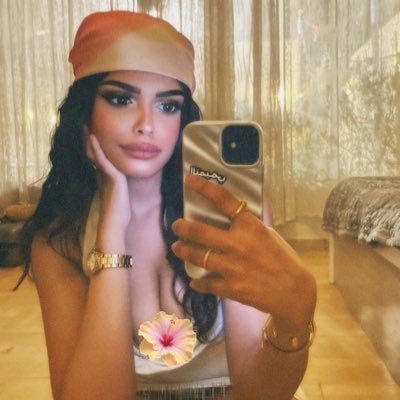 v6fty's profile picture. 3m