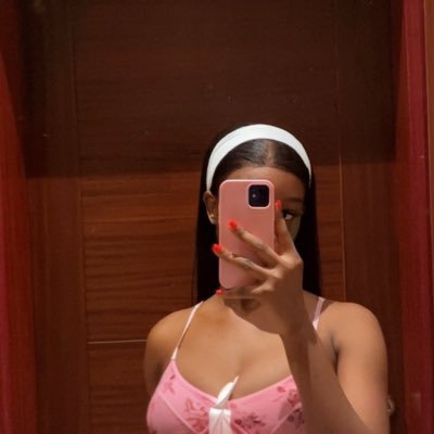 muadhasmilley's profile picture. Ego Oyibo💋 |ᴄʀʏᴘᴛ |ᴀɴᴀᴛᴏᴍʏ🩺more degrees to go | ꜱʜᴏʀᴛ ʟᴇᴛ ʀᴇɴᴛᴀʟꜱ 🏠 ʟᴀɢᴏꜱ | ᴀʙᴜᴊᴀ | ᴘᴏʀᴛ ʜᴀʀᴄᴏᴜʀᴛ🇳🇬& Gнапа🇬🇭 @milleyhomes__ here to chill☔️