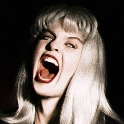 suislalunee's profile picture. onde o amor é o grito da angústia