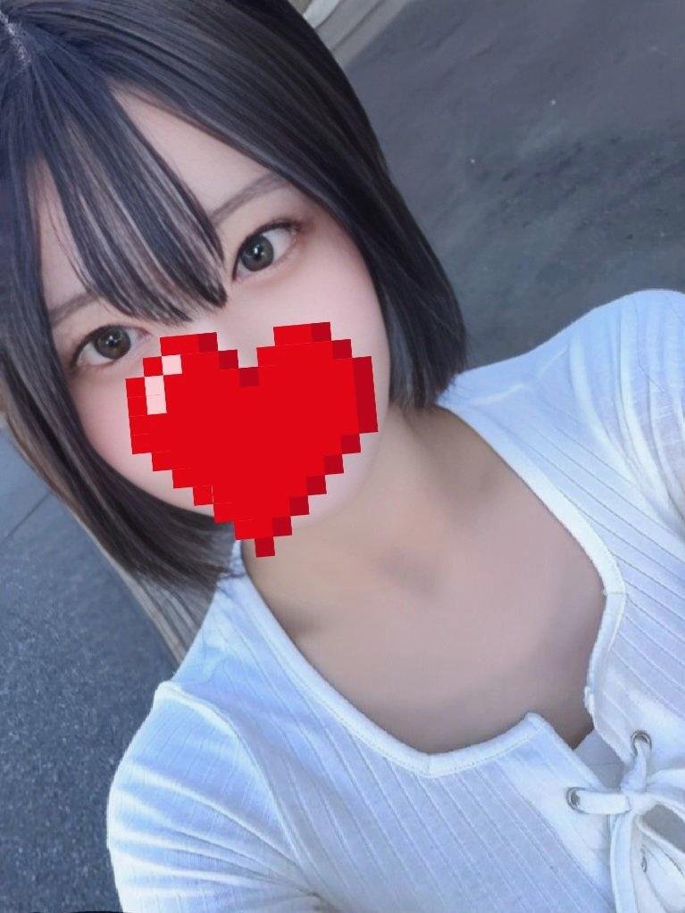 FrhanKh28864142's profile picture. 会える人こっちにきて