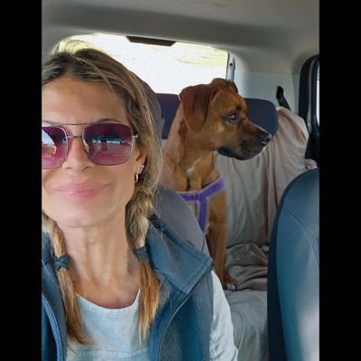 nannisMT's profile picture. Discutir con fanáticos es un suicidio neuronal.
Ponga el cerebro en funcionamiento antes que la lengua en movimiento☝🏽