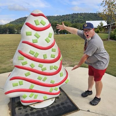 ConroeBrian's profile picture. Bourbon bourbon bourbon. Brand Ambassador for @PursuitSpirits. Recovered fantasy football junkie.