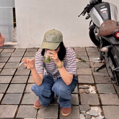 ridingurwave's profile picture. 