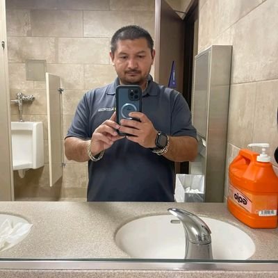 derrick_la42403's profile picture. NYT Bestselling author of the Power of Now