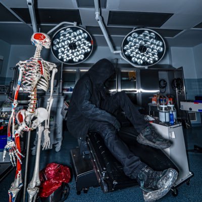 ruins_flan's profile picture. こんばんは 旅をしています。現実離れした暗い雰囲気の廃墟が好き (医/廃 212/975) 三度の飯より無影灯