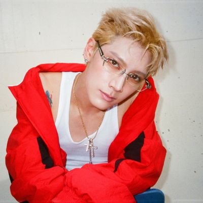 tennierubyten's profile picture. (1996) 十. Thailand's Pride from @WayV_Official, Chittaphon Leechaiyapornkul (ชิตพล ลี้ชัยพรกุล) aka 𝗧𝗘𝗡 𝗟𝗘𝗘. 𓃠٠ ࣪⭑