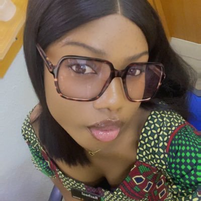 Racheal_Edoka's profile picture. I love LOVE 💕. This User doesn't look for trouble, She doesn't like Trouble Either 💜🕊️Computer Scientist / Banker / Educator / Writer / Christian 🫶🏾🤍🤟🏾