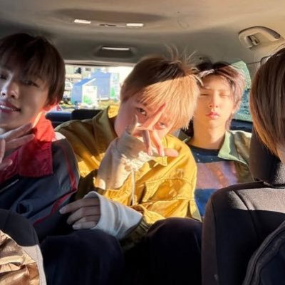 nostalgiaoct's profile picture. ⠀ ⁺⠀. ⠀fan account , otaku . ❤︎𓈒❤︎ . ⠀ ⠀ ⠀⠀ ⠀ ⠀ ⠀ ⠀ ⠀ ⠀ ⠀ ⠀ briize ot 7 / coer 𓄼 ˖ ⋅ 𝒸ortis s #마틴 🦐🍢