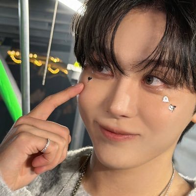 Boo_sk_116's profile picture. 매일 캐럿이라서 행복하다❤︎ fan account #𝑺𝑬𝑼𝑵𝑮𝑲𝑾𝑨𝑵 #𝑾𝑶𝑶𝒁𝑰 #올프 #캐럿 #세븐틴 #꽃씨에다_기귤이의_마음을_전해