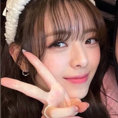 YuNa_2003_1209's profile picture. 