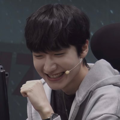 Archiveforhwhle's profile picture. 🇻🇳 || Uri Wangho🥜✨ #HLEWIN 24~25