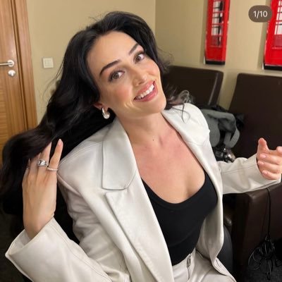 Soumaxxa's profile picture. My life has dizi-level plot twists ♥️🫶❤️‍🩹