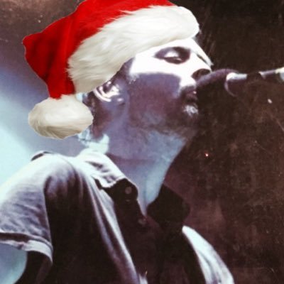 moonbeamze's profile picture. um like whatever