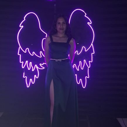 Nathalia_bfc's profile picture. No tiro basura en la calle.
⏩Si no quieres que se sepa, no lo hagas⏪👆Es mi perrita Yoli, vivió 18 años, ya solo la beso en foto 😔