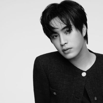 blowinflag's profile picture. OC-RP : Vincentius von Herhardt. GF2AU5008: Care of Magical Creatures, Muggle Studies, and History of Magic.