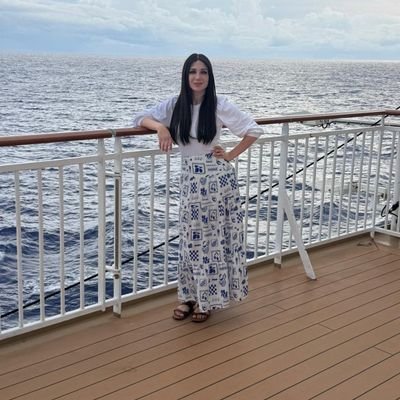 RNewstat's profile picture. Here for health, wellness, fitness, mindset, ecommerce marketing and general hilarity.