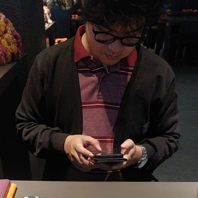 cheesybitezz's profile picture. Game & Audio Enthusiast | Hii, thankyou for visiting ✌🏻 Jangan lupa bersyukur yaa