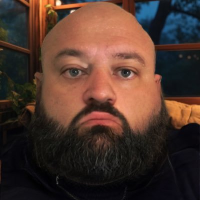 tom_on_here's profile picture. hero, president, and ceo of entertainment of @WFYMradio/@ClayneCast/ and Fun.2.