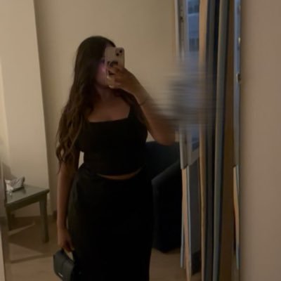 __msamr's profile picture. 🎀🫦🩷