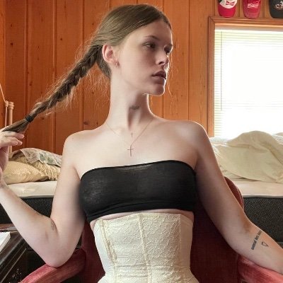 punishedangels's profile picture. certified #1 punish defender 🦢 hometown altar girl gone feral 🩰