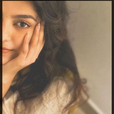 Eliteekshatrane's profile picture. (Granddaughter_of_freedom_fighter) I am not hindu, I am only kshatriya . Proud to be a kshatriya,😎