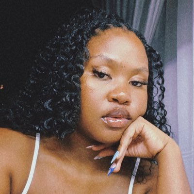 Maphindss's profile picture. SMU ×2 🎓|💊| Yoh! 5 times a day 🤺