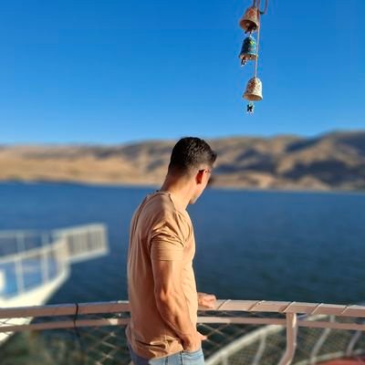 ysfzn04's profile picture. Kimseyi mutlu etmek için harcamayın vaktinizi,  ömrünüzü...Allah'ı memnun edin. Gerisinide salllllaaayınnnn gitsinnnnn...