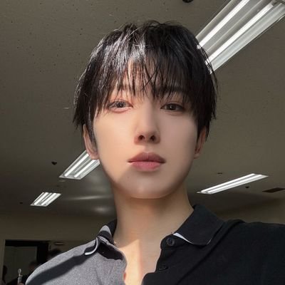 DangerChemistry's profile picture. 𝐏𝐑𝐄-𝐃𝐄𝐁𝐔𝐓 𝐅𝐀𝐍𝐒 𝐁𝐓𝐒, 𝐓𝐗𝐓 𝐚𝐧𝐝 &𝐓𝐄𝐀𝐌 ˚ ༘♡ 𝗡𝗶𝗰𝗵𝗼𝗹𝗮𝘀 𝗻𝗼𝘁𝗶𝗰𝗲 𝗺𝗲 𝟬𝟰｡𝟭𝟴🍓.ᐟ.ᐟ