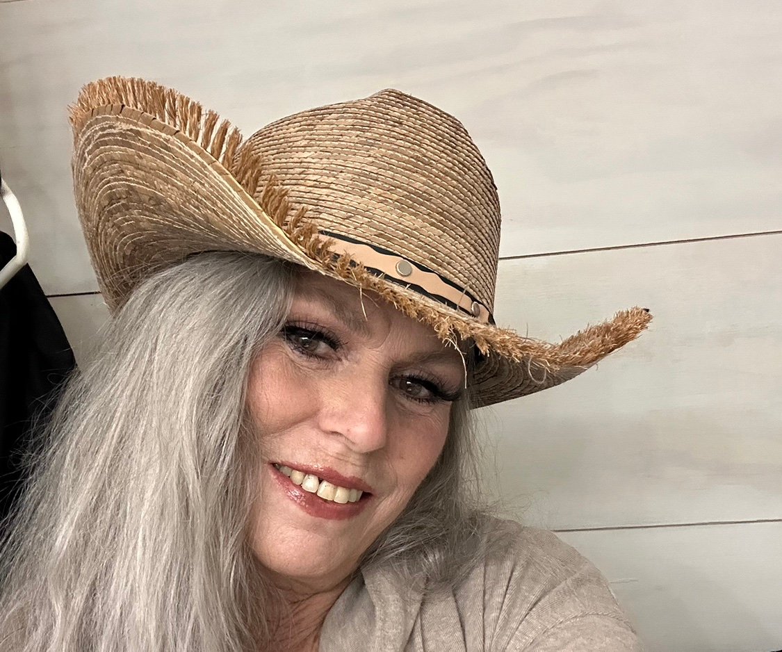 CrystalMosesUGC's profile picture. 60+ Energetic, heart felt, female GenX UGC Creator! Come Play in the Desert with me. We’ll make beautiful Content and Generate Amazing Results!!!