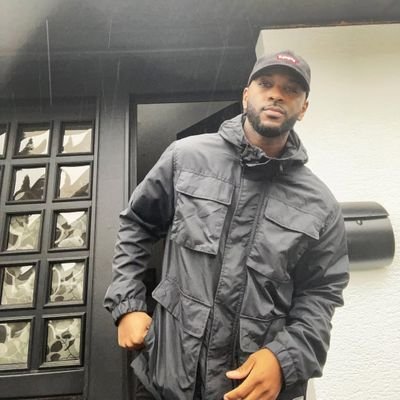 Amaisango7k's profile picture. SSG - Army Reserve | Tactical Strength Coach | Web3 | Chelsea 💙