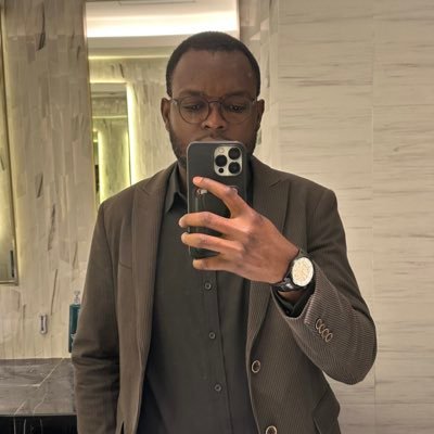 JonasMalutu's profile picture. il y a un prix à payer pour tout.