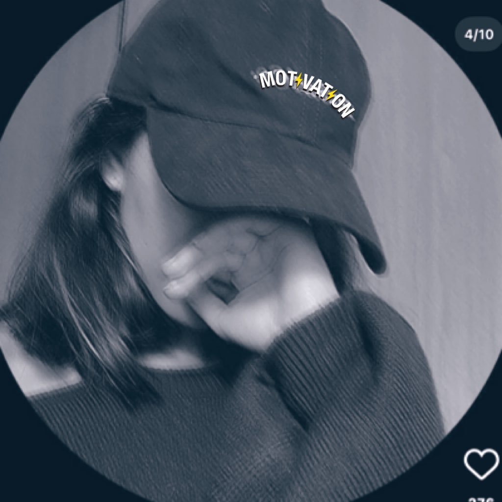 shiv_shakti_17's profile picture. ॐ त्र्यम्बकं यजामहे सुगन्धिं पुष्टिवर्धनम्। उर्वारुकमिव बन्धनान् मृत्योर्मुक्षीय माऽमृतात्॥📿🔱