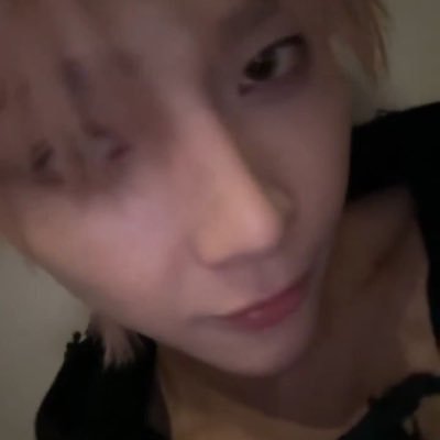 atzweno's profile picture. . . . #andTEAM ✰ #atz ✰ #tbz thinker ᵔᴗᵔ