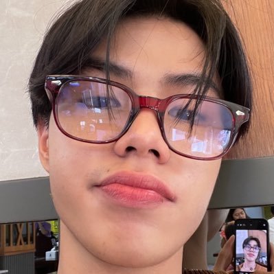 poonmpreg's profile picture. 