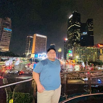 Peachiceblack's profile picture. Bukan urusan lo