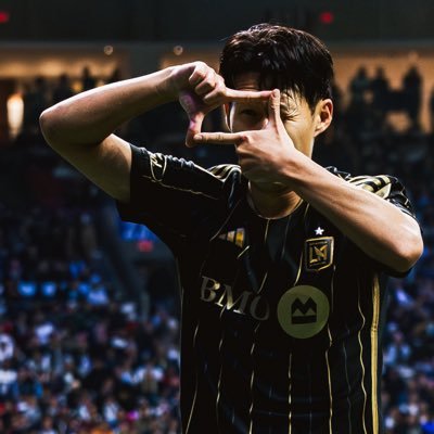 Son_Channel_'s profile picture. ▶︎efootball 無課金Div順位3桁🏆 / 最高レート1,977 ✊▶︎過去ウイイレ チャンピオン帯(最終195位) 🎖️...........。▶︎イーフト育成/情報/動画アップ & ソンフンミン応援👨‍💻