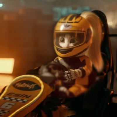 surupbahat's profile picture. evet esinin kedisiyim #manifam #annem #çurup