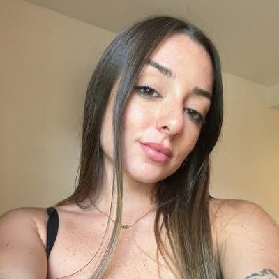 Kendra342104's profile picture. 