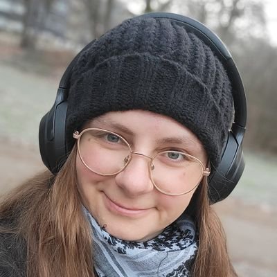 TildaApfelkorn's profile picture. Schwester Mädele ❤️ 
Kässpätzle - Ultra 🤘
50%Goudabuddy🧀 
Prinzessin Peach auf Lebenszeit. 

#Mindblowingfact 
#Gefühlssplitter