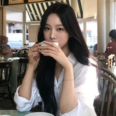 kronolodgi's profile picture. a star is born.