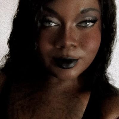 Natorrie32's profile picture. #Independent #MultiPartySystem #Reparations. Uncovering the truth about politicians, Hollywood, & MSM. I can be professional, or walk you like a dog your choice