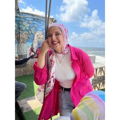 ShadenAli95's profile picture. هناك احتمال آخر لتتويج مسعانا بغير الهزيمة، ما دمنا قررنا أننا لن نموت قبل أن نحاول أن نحيا🌿